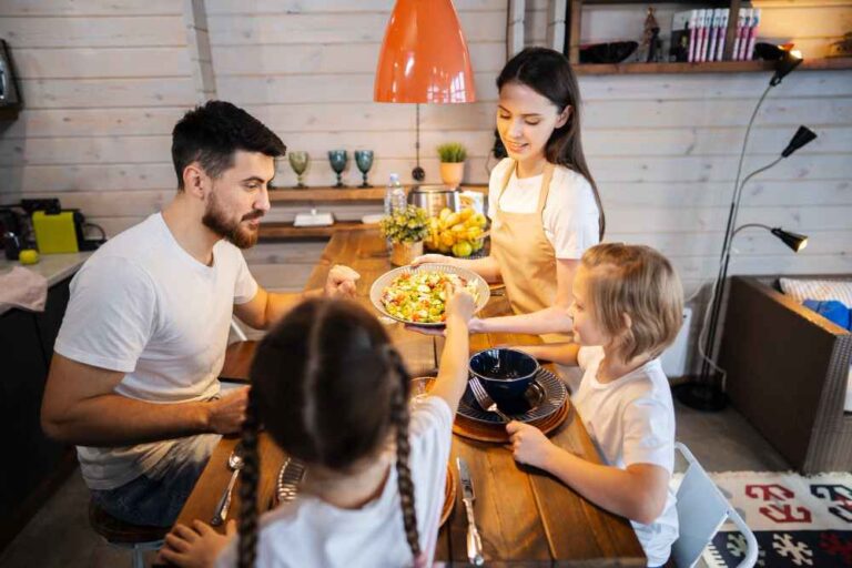 Family Game Night Dinner Ideas: Easy Recipes Kids and Adults Love