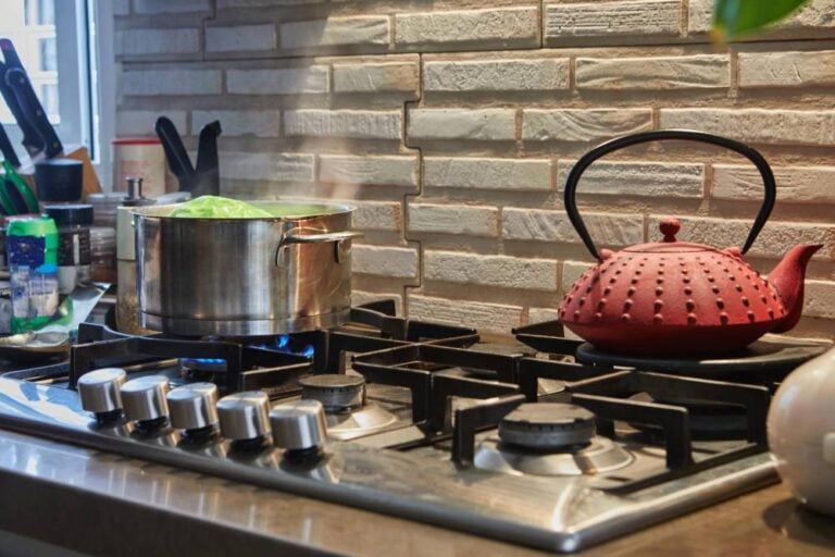 Gas Stove Burner Won’t Stay Lit After You Release the Knob