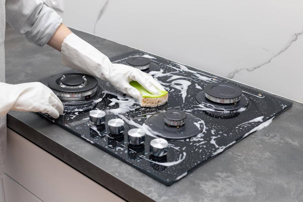 How to Clean a Stainless Steel Stove Top Without Streaks